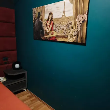 Отель Artist *