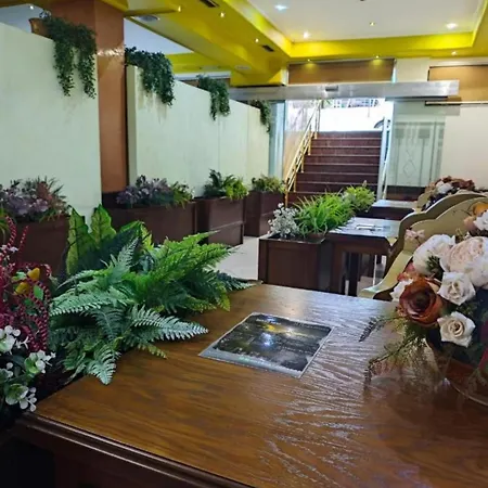 Artist Hotel *