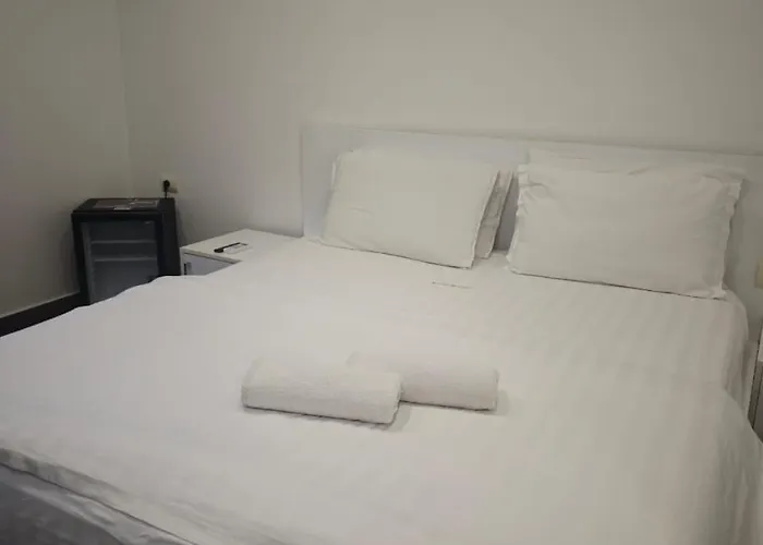 Artist Ξενοδοχείο *